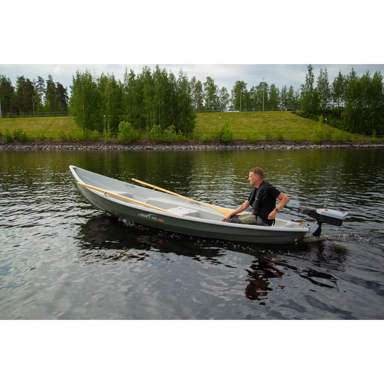 eSuvi 495 2026 + Torqeedo Travel s&auml;hkoper&auml;moottorilla