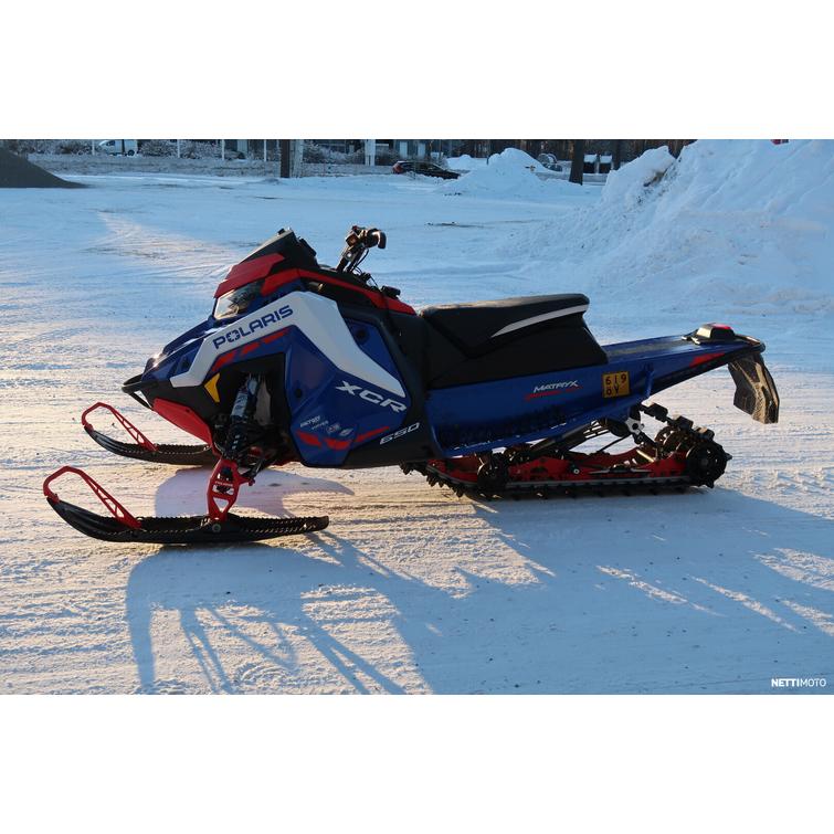 XCR Moottorikelkka