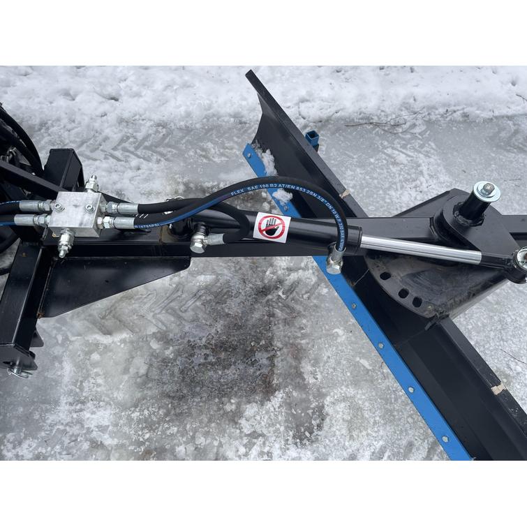 Per&auml;levy 180cm, Hydraulinen Ymp&auml;ripy&ouml;riv&auml; per&auml;levy 180 cm s&auml;&auml;dett&auml;vill&auml; tukijaloilla, hydrauliikka k&auml;ytt&ouml;inen26/HST malleihin