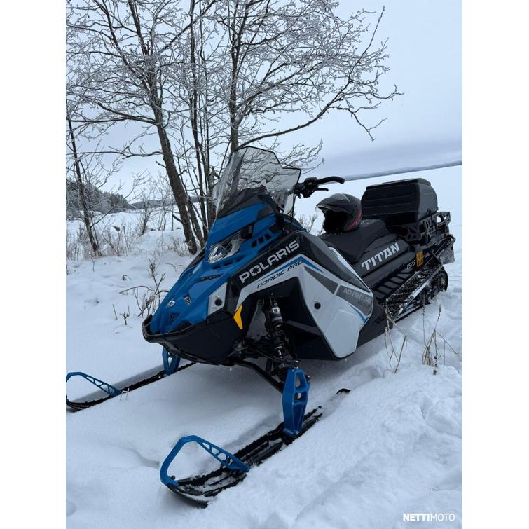 Titan Moottorikelkka