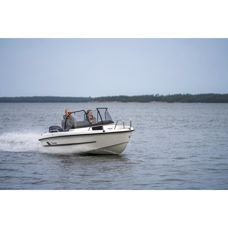 Yamarin 50 BR 2026 + Yamaha F60 Hetl uusi venepaketti peräkuomulla softdeck-lattialla