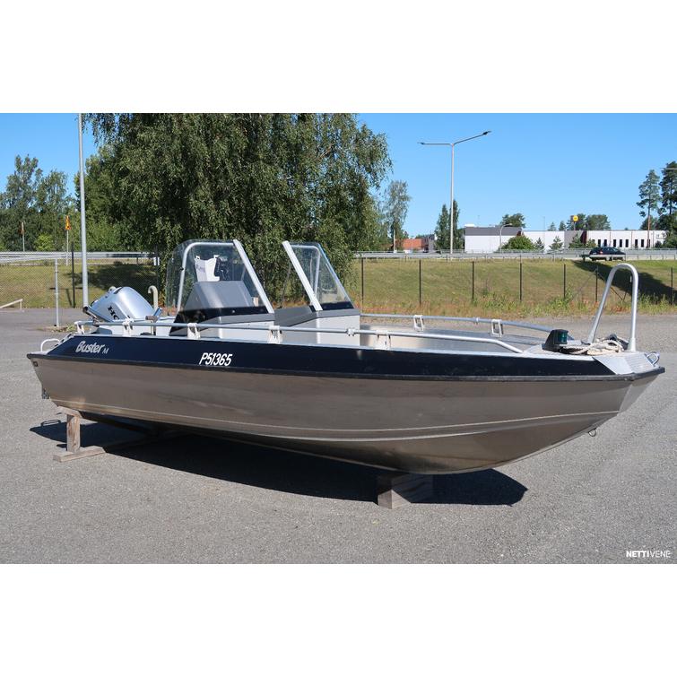 M2 Perämoottori