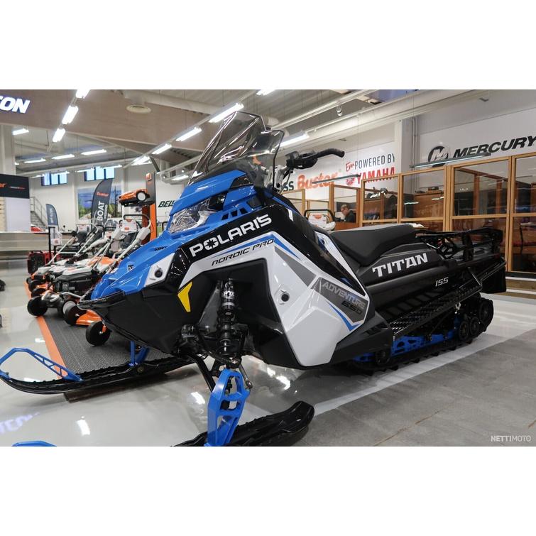 Titan Moottorikelkka