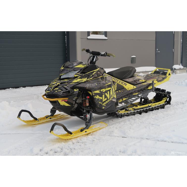 BoonDocker Moottorikelkka