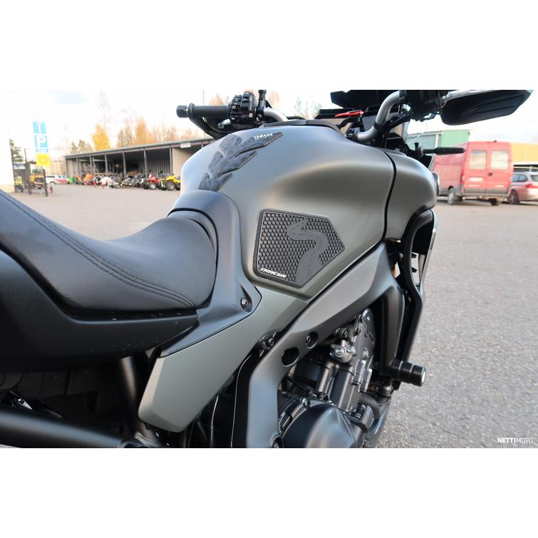 Tracer Moottoripyörä