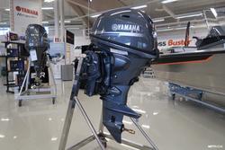 Yamaha F25 Gets uusi per&auml;moottori