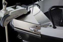 Keulakoneteline, musta Falcon C7