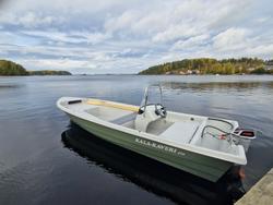 eSUVI 475 R 2026 uusi vene ja Torqeedo Cruise 2.0 akkuperämoottori