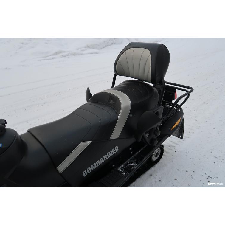 Super Touring Moottorikelkka