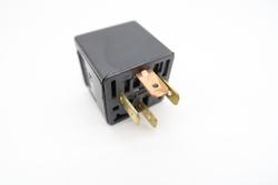 Kytkent&auml;rele 12V 30A, 4-napainen