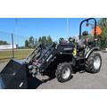 26 9+9 XL 4wd musta pientraktori etukuormaajalla, sorakauhalla ja lumilingolla