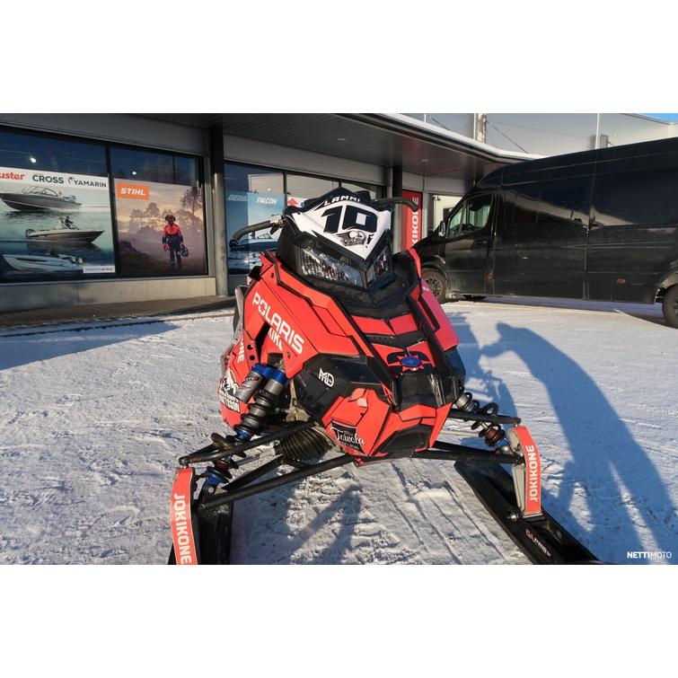 600 R Moottorikelkka