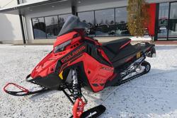 XCR Moottorikelkka