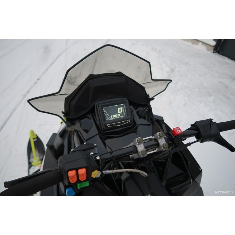 SwitchBack Moottorikelkka