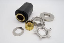 Hustler potkurinkeski&ouml; 15 spline # 501 Mercury ja Honda moottorit