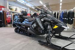 Titan Moottorikelkka