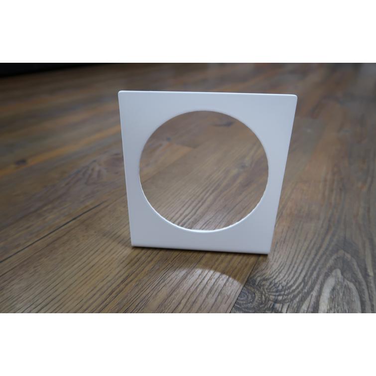 Pinta-asennusteline autopilotin hallintan&auml;yt&ouml;lle