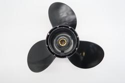 Wavewerx potkuri 10.25 x 12 Suzuki DF25-30, alumiinia, musta