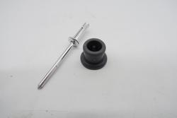 Lukkosalvan tappi + vetoniitti kylm&auml;laukkuun River RPX