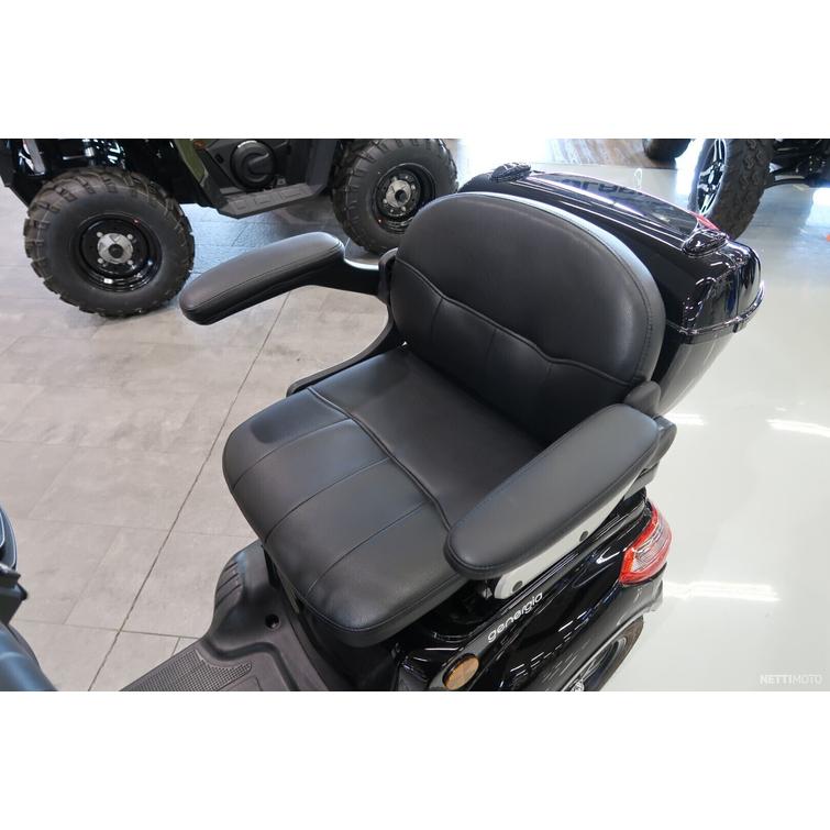 LS01 Senioriajoneuvo