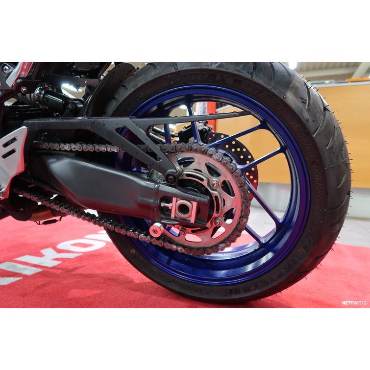 MT-09 Moottoripyörä