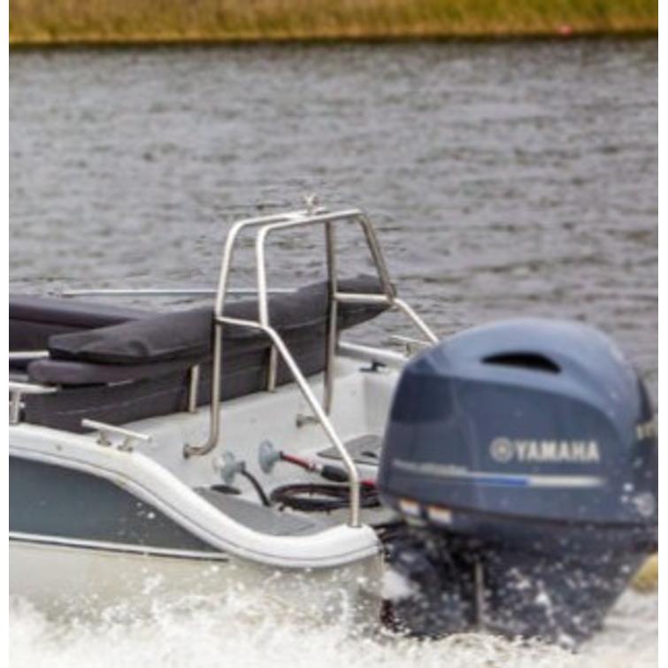 Suvi 63 Duo / 63 Duo Fisher vesihiihtokaari