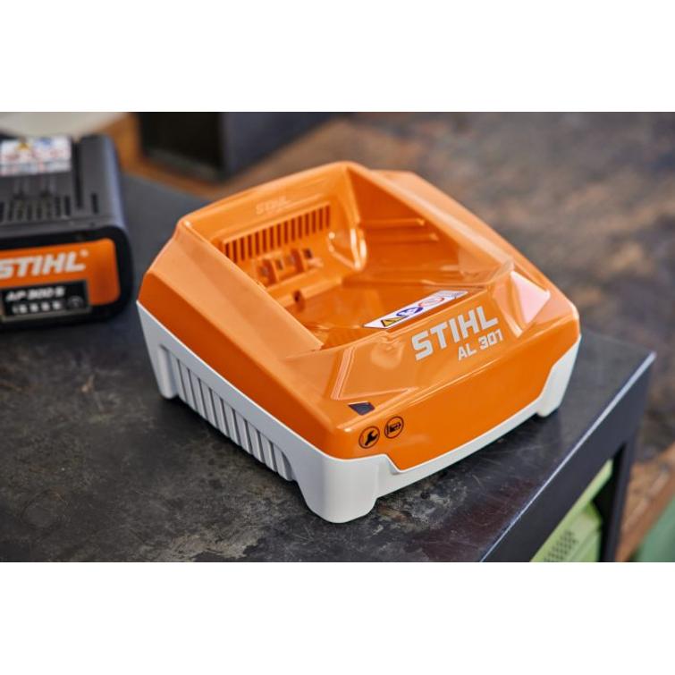Stihl AL 301 Akkulaturi