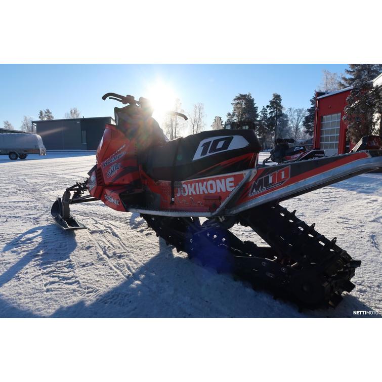 600 R Moottorikelkka