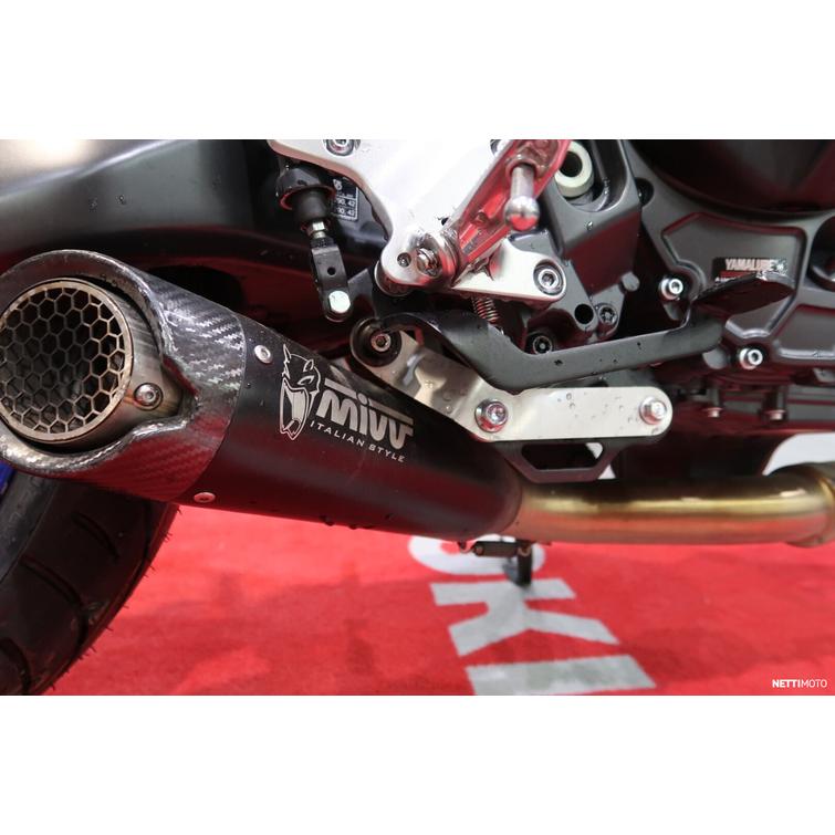 MT-09 Moottoripyörä