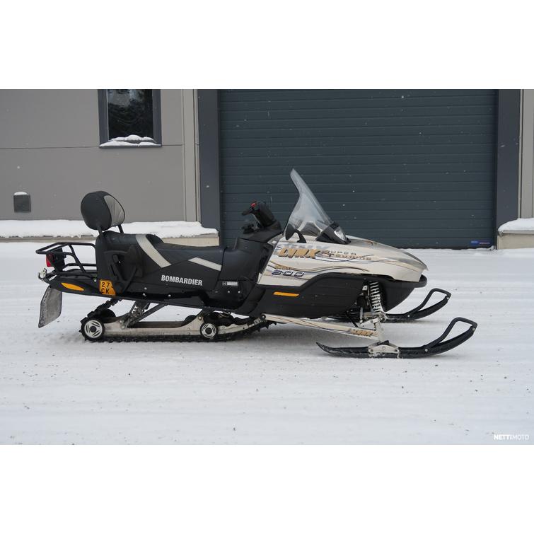 Super Touring Moottorikelkka