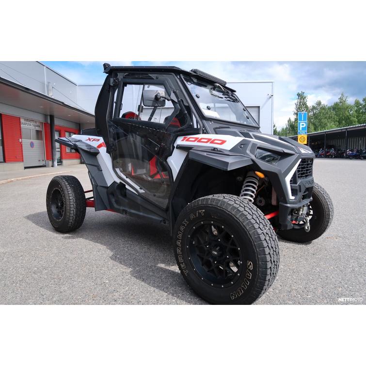 RZR M&ouml;nkij&auml;