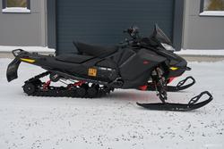 Renegade Moottorikelkka