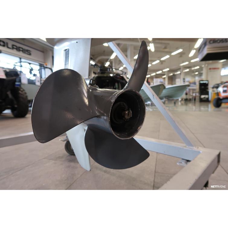 BF50D Perämoottori