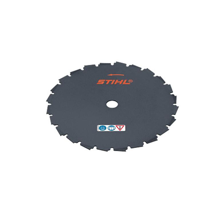 Stihl FSA 135 akku raivaussaha terävarustuksella