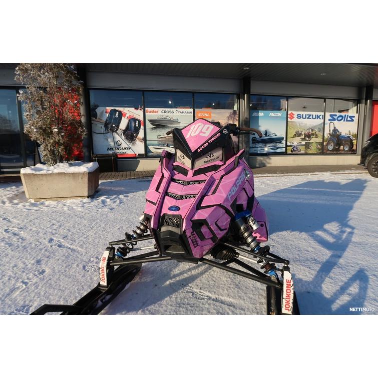 600 R Moottorikelkka