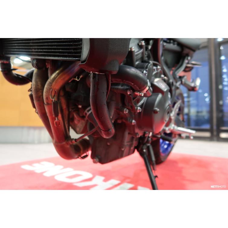 MT-09 Moottoripyörä