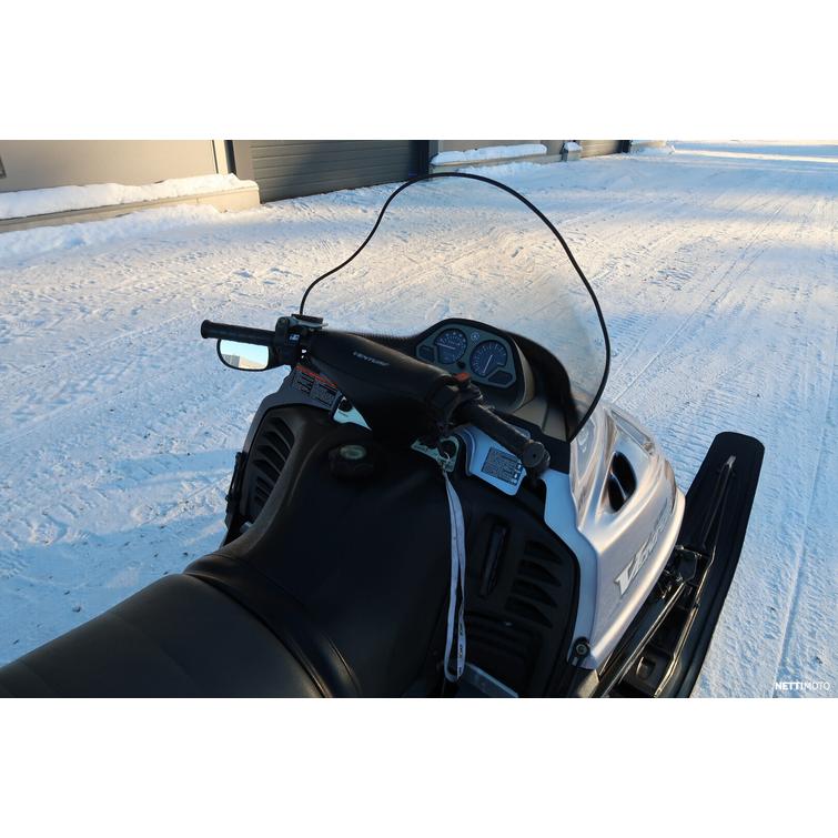 Venture Moottorikelkka