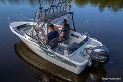 Suvi 50 Duo Fisher 2023 + Yamaha F50 uusi venepaketti perähyttikuomulla ja tyynysarjalla