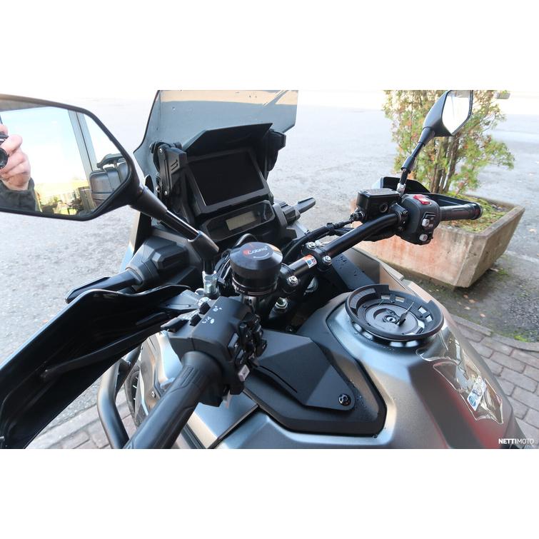 CRF Moottoripyörä