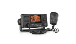 215i VHF puhelin (DSC, GPS, N2K) 